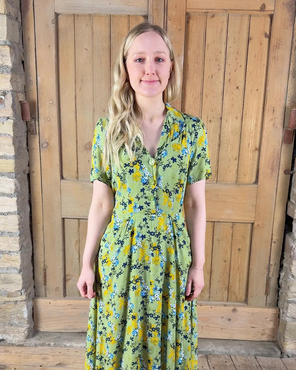 1940s Style Melody Floral Shirt Dress - Sage